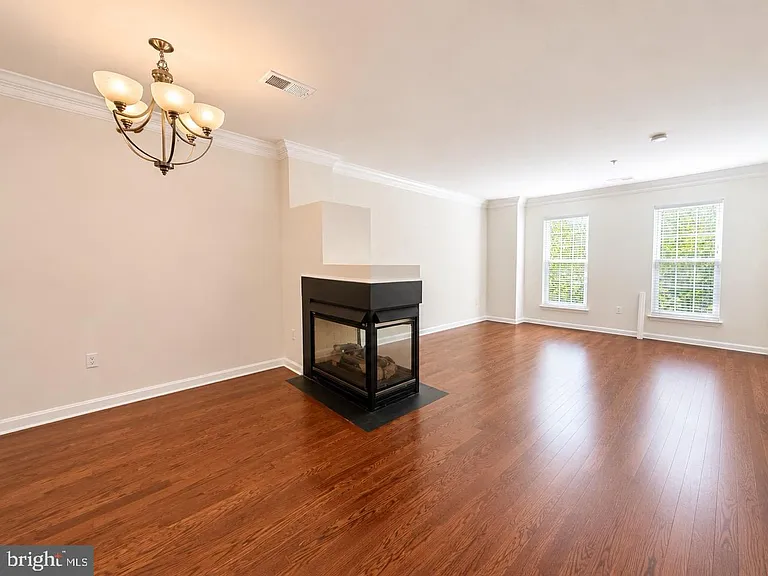 1550 Northern Neck Dr #202 — Photo 2