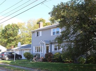 5 Donegal Rd, Peabody, MA 01960