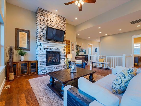 4th image of 1414 Red Fox Cir