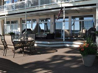 W5135 Sterlingworth Ct, Elkhorn, WI 53121