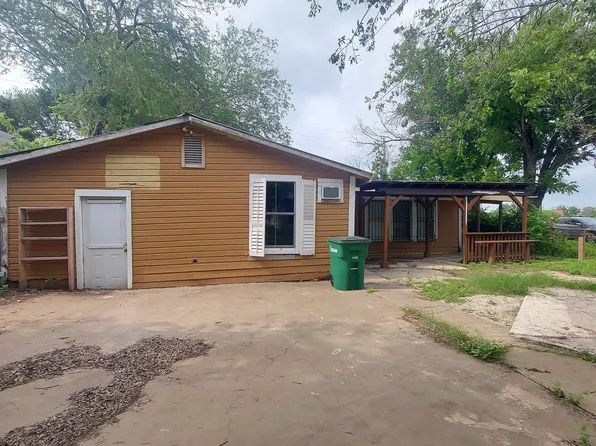 2843 CASTROVILLE RD, San Antonio, TX 78237