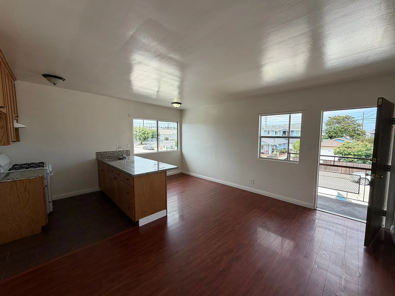 1 bed, $1,600 — Photo 4
