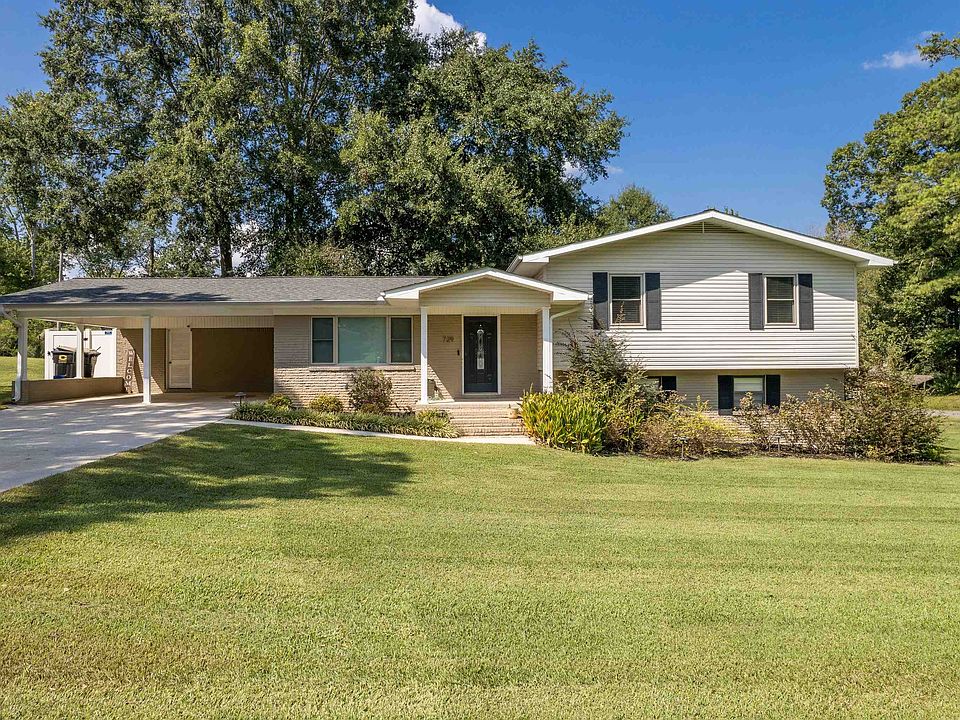 1st image of 729 Scenic Dr NE
