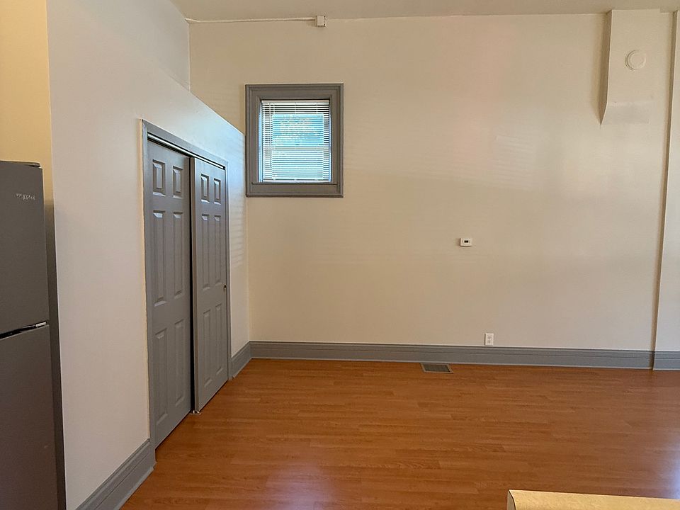 Bedroom area with closet space