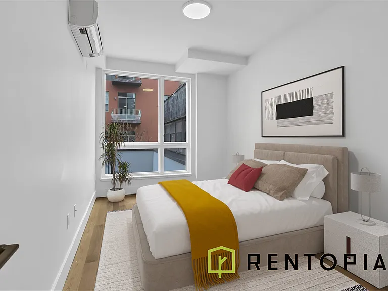 209 N 11th St #3F — Photo 4