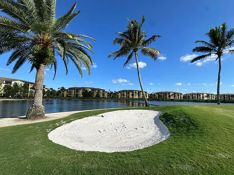 Practice Golf course chipping area