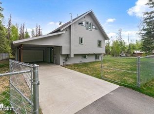 19444 Beverly Ave, Chugiak, AK 99567