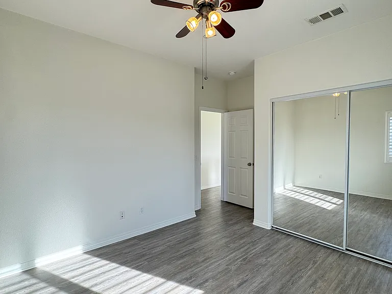 1331 Bayside Cir — Photo 59
