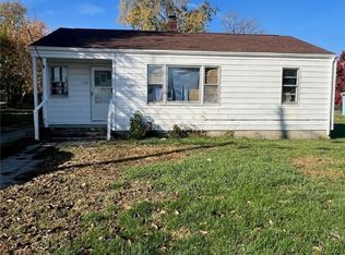 1385 N Fairview Ave, Decatur, IL 62526