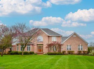 7385 Shady Hollow Rd NW, Canton, OH 44718