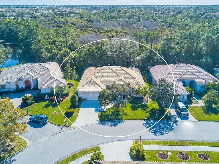 5217 Far Oak Cir — Photo 3