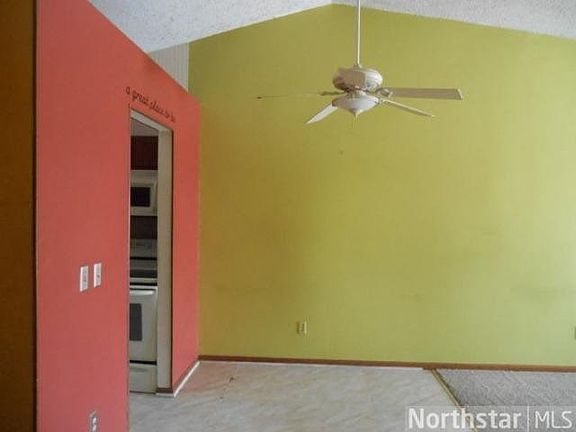 4th image of 2050 Bradley Street
