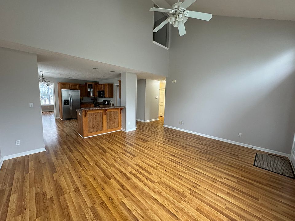 1st image of 110 Robert M Green Dr