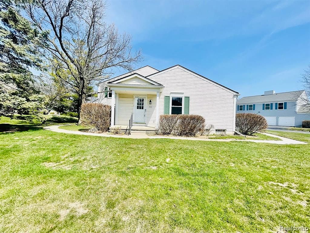 242 Neptune Dr, Walled Lake, MI 48390 Zillow