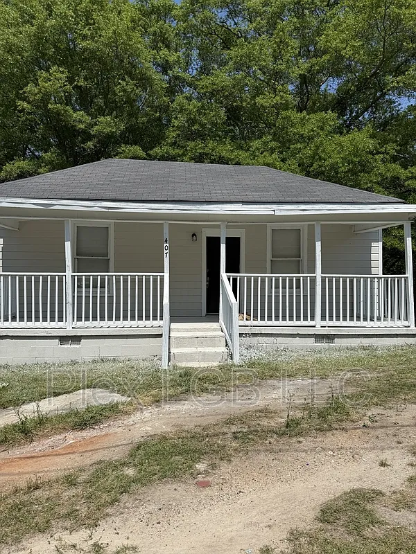 1 bed, 1.0 bath, 728 sqft, $925 — Photo 1