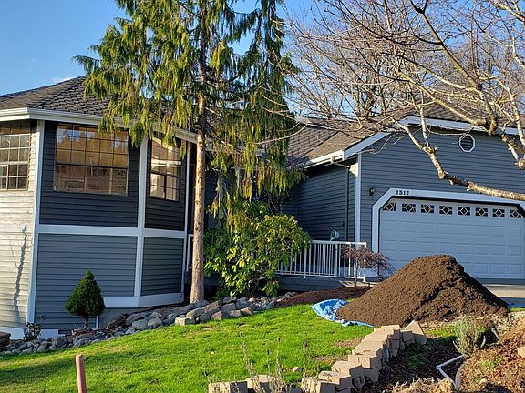 2nd image of 2317 135th Pl SE