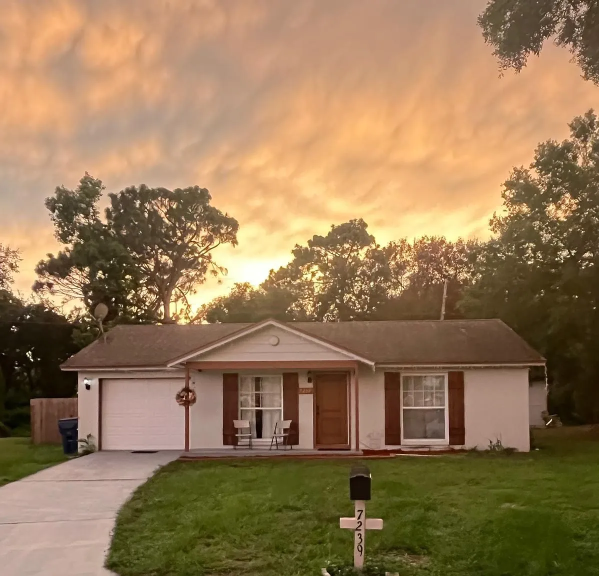 4 bed, 1400 sqft, $2,800 — Photo 1