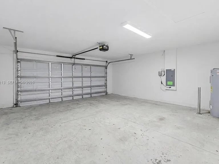 1536 Axel Cir — Photo 10