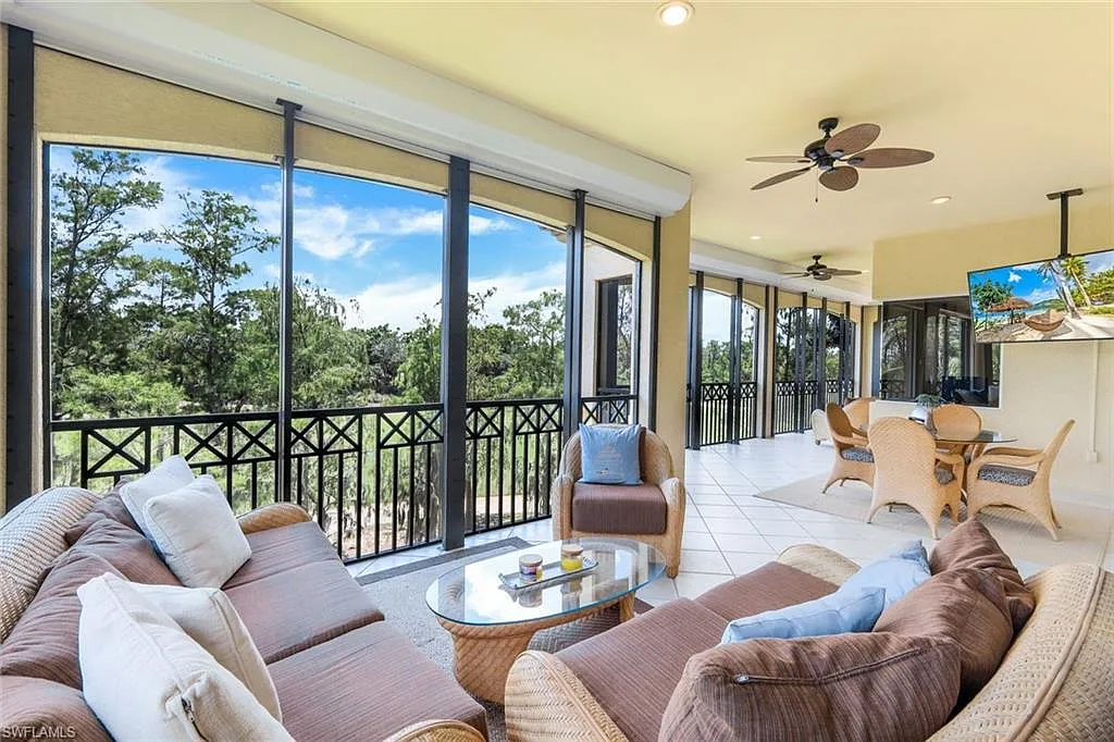 3 bed, 2.0 bath, 2502 sqft, $20,000 — Photo 3
