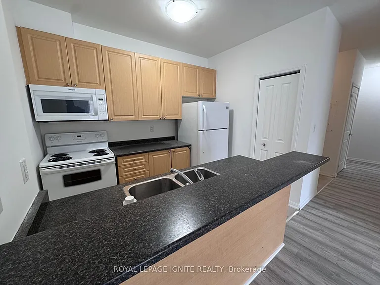 5 Sidney Ln #109 — Photo 3