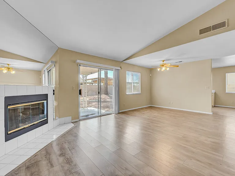 4814 Spring Falls Way — Photo 9