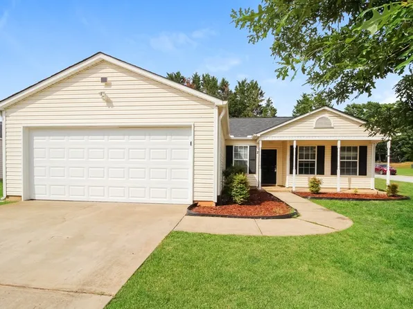 2 Cattle Ct, Simpsonville, SC 29681