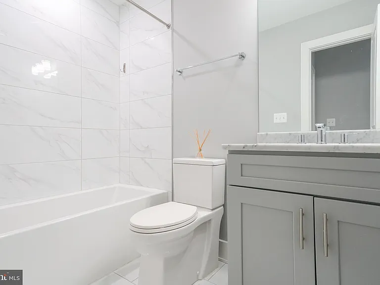 1632 K St NE #PENTHOUSE — Photo 47