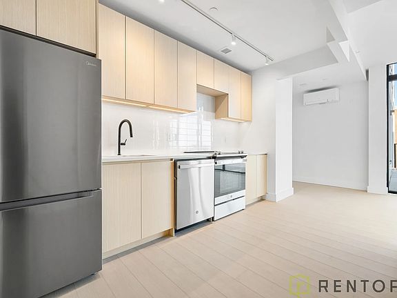 3rd image of 1634 Flatbush Ave #633