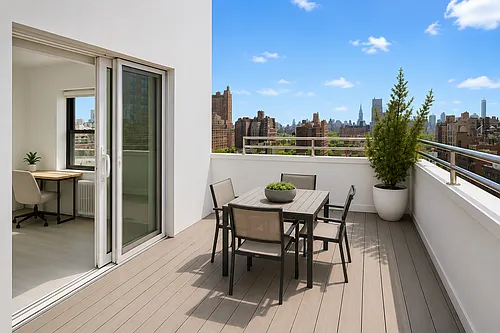 140 W 69th St #Penthouse 1 Photo 1