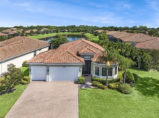 4960 55th St, Vero Beach, FL 32967