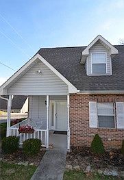 1st image of 2101 Silverbrook Dr