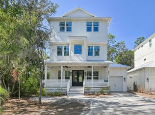 464 N Montigo Ave, Pt Washington, FL 32459