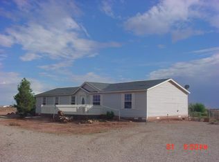14 Money St, Tularosa, NM 88352