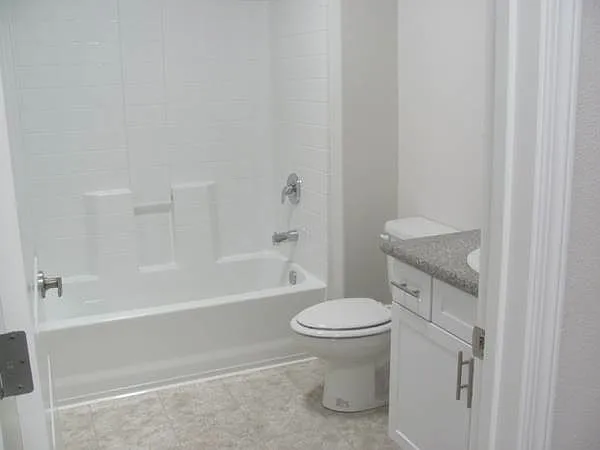 866 Lawrence Dr — Photo 10