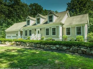 2 Cutts Ridge Ln, Kittery, ME 03904