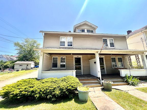 2nd image of 1015 School St #1015