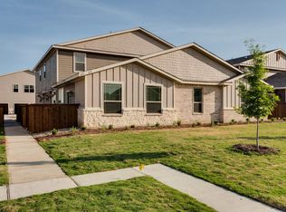 635 Harvest Moon Dr, Venus, TX 76084