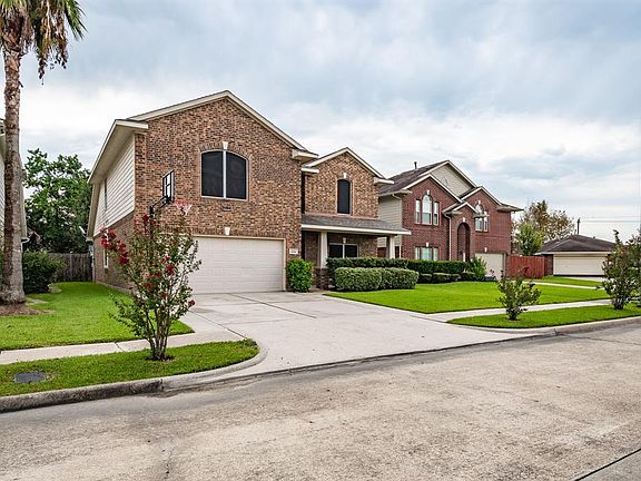 2nd image of 8014 Citrus Ct