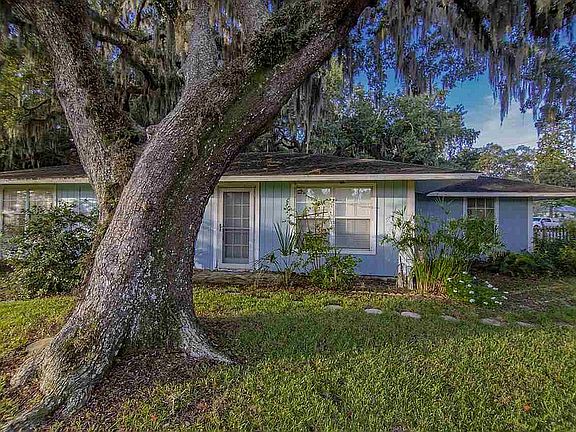2nd image of 1902 Shore Dr