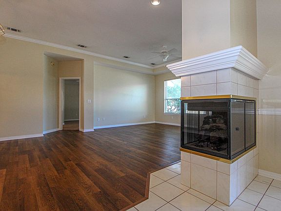 5th image of 926 Shalimar Pointe Dr