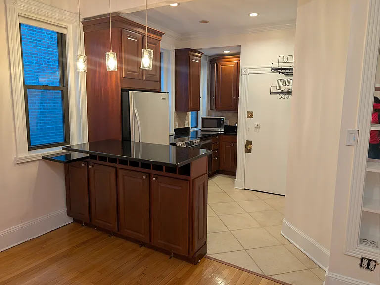 382 Commonwealth Ave #52 — Photo 3