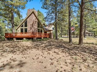 40 E Apache Rd, Munds Park, AZ 86017