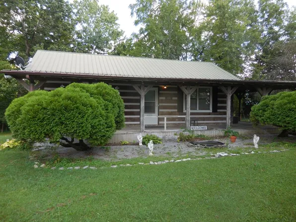 110 Grove Ln, Gainesboro, TN 38562