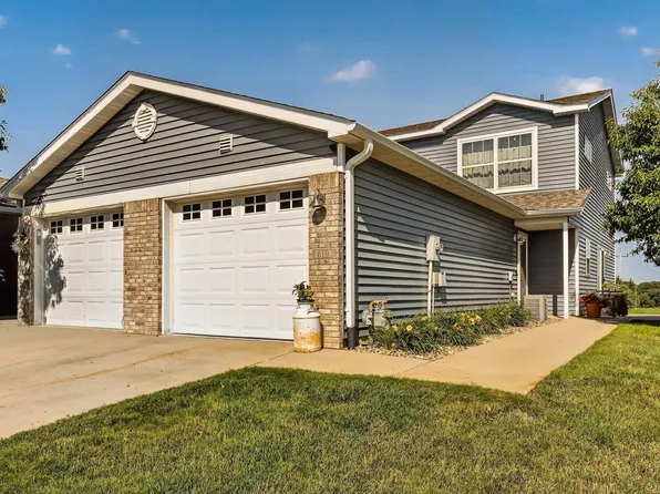 619 Pointe Ct SW, Rochester, MN 55902