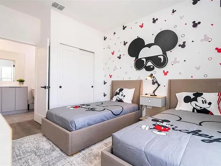 9120 Boracay Ct — Photo 13