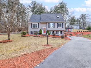 2 Melvin Dr, Oxford, MA 01540