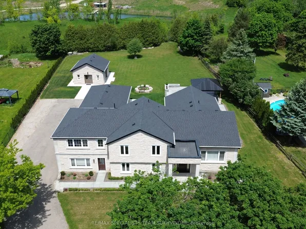 12463 8th Line, Halton Hills, ON L7G 4S4
