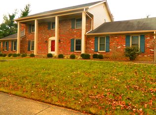 2000 Fort Harrods Dr, Lexington, KY 40513