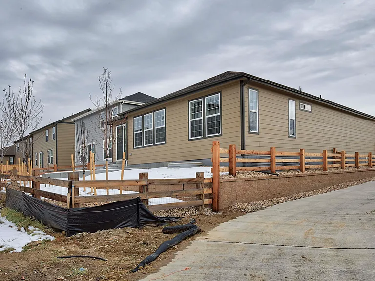 401 Tippen Pl — Photo 29