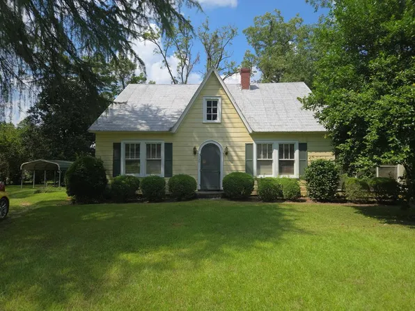 139 E Allen St, Leslie, GA 31764